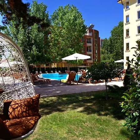 Marvel Delux Private *